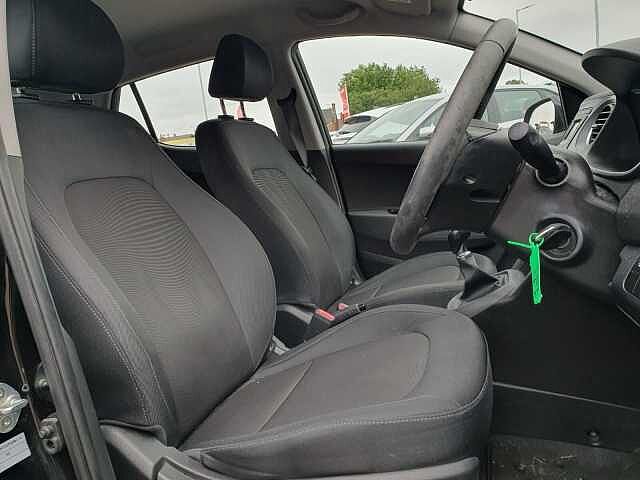 Hyundai i10 1.0 SE 5dr