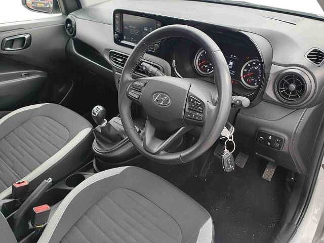 Hyundai i10 1.2 MPi SE Connect 5dr