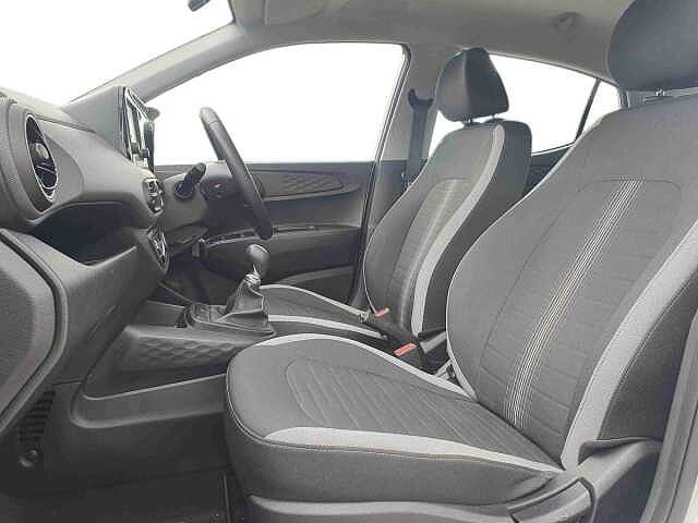 Hyundai i10 1.2 MPi SE Connect 5dr