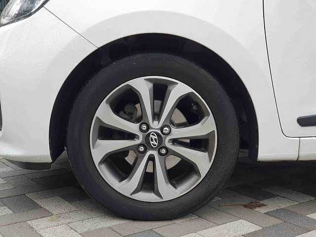 Hyundai i10 1.2 Premium SE 5dr