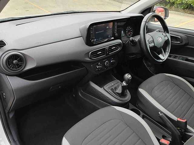 Hyundai i10 1.0 MPi SE Connect 5dr