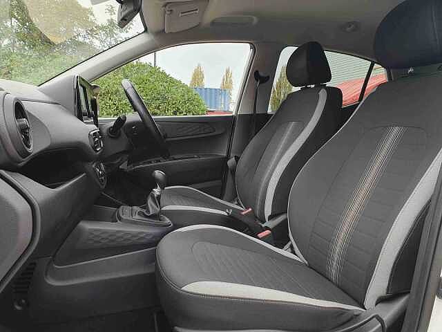 Hyundai i10 1.0 MPi SE Connect 5dr