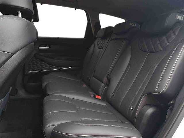 Hyundai Santa Fe 1.6 TGDi Hybrid Ultimate 5dr 4WD Auto