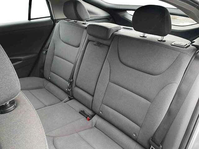 Hyundai Ioniq 1.6 GDi Hybrid SE Connect 5dr DCT