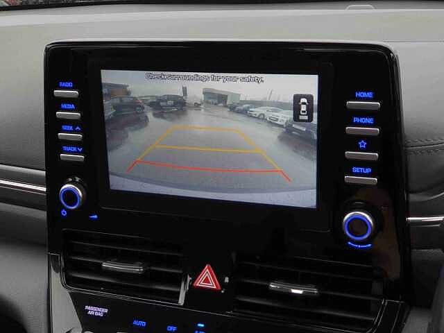 Hyundai Ioniq 1.6 GDi Hybrid SE Connect 5dr DCT