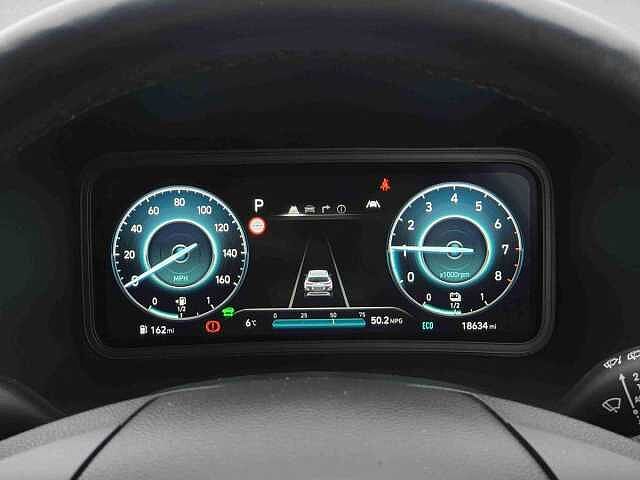 Hyundai KONA 1.6 GDi Hybrid Premium 5dr DCT Red