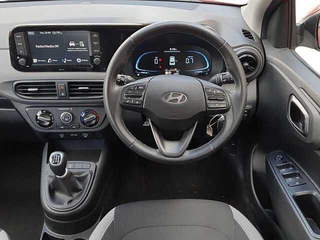 Hyundai i10 1.0 Advance 5dr