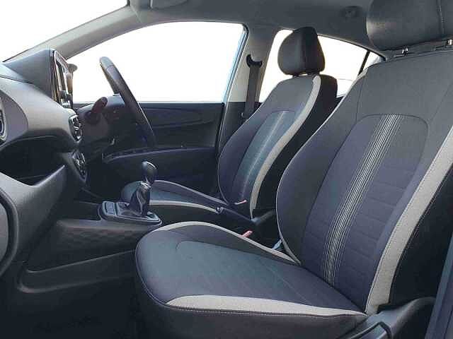 Hyundai i10 1.2 MPi SE Connect 5dr