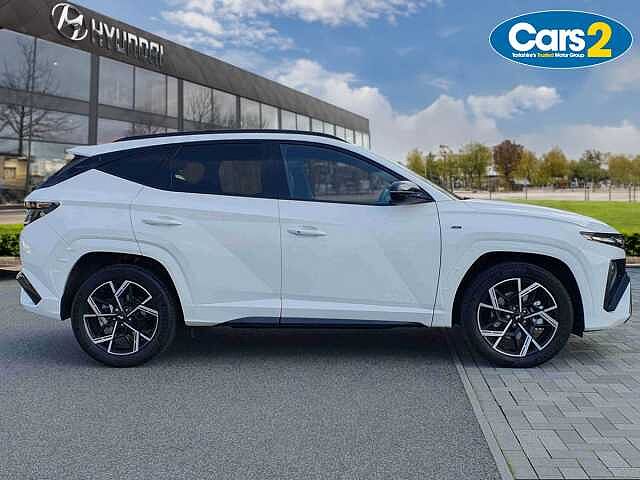 Hyundai TUCSON 1.6T Hybrid N Line 5dr Auto White
