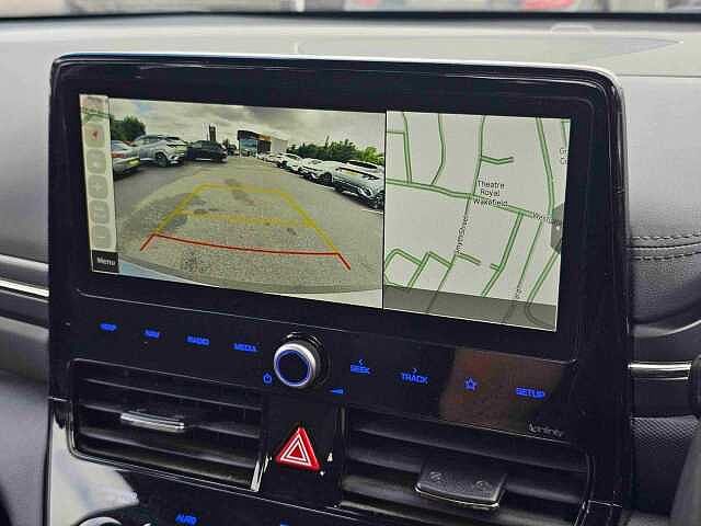 Hyundai Ioniq 1.6 GDi Hybrid Premium 5dr DCT